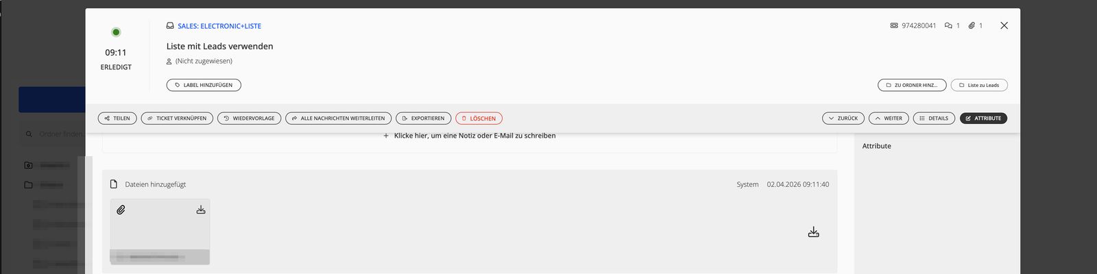 Ein geöffneter Vorgang in Tixy.Cloud mit Status Erledigt, Kanalangabe, Anhang und einer Leiste mit Aktionen wie Teilen, Ticket verknüpfen, Wiedervorlage und Exportieren.